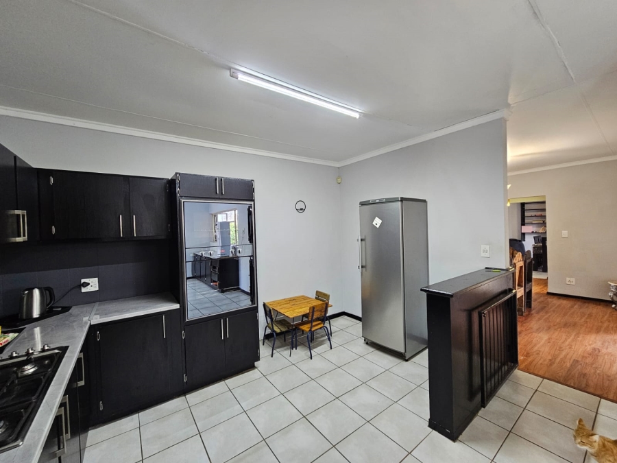 To Let 3 Bedroom Property for Rent in Riebeeckstad Free State